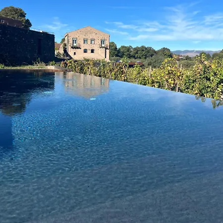 Resort Tenuta Di Fessina 3*