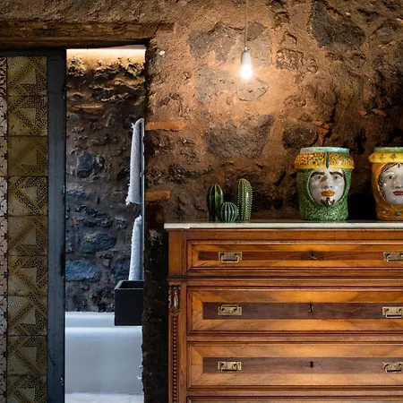 Resort Tenuta Di Fessina 3*